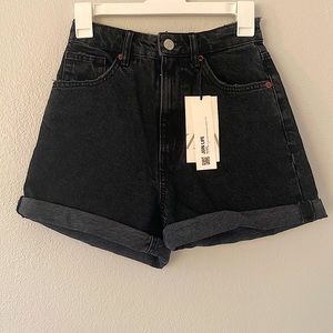 NWT: Zara Classic Mom Fit Shorts